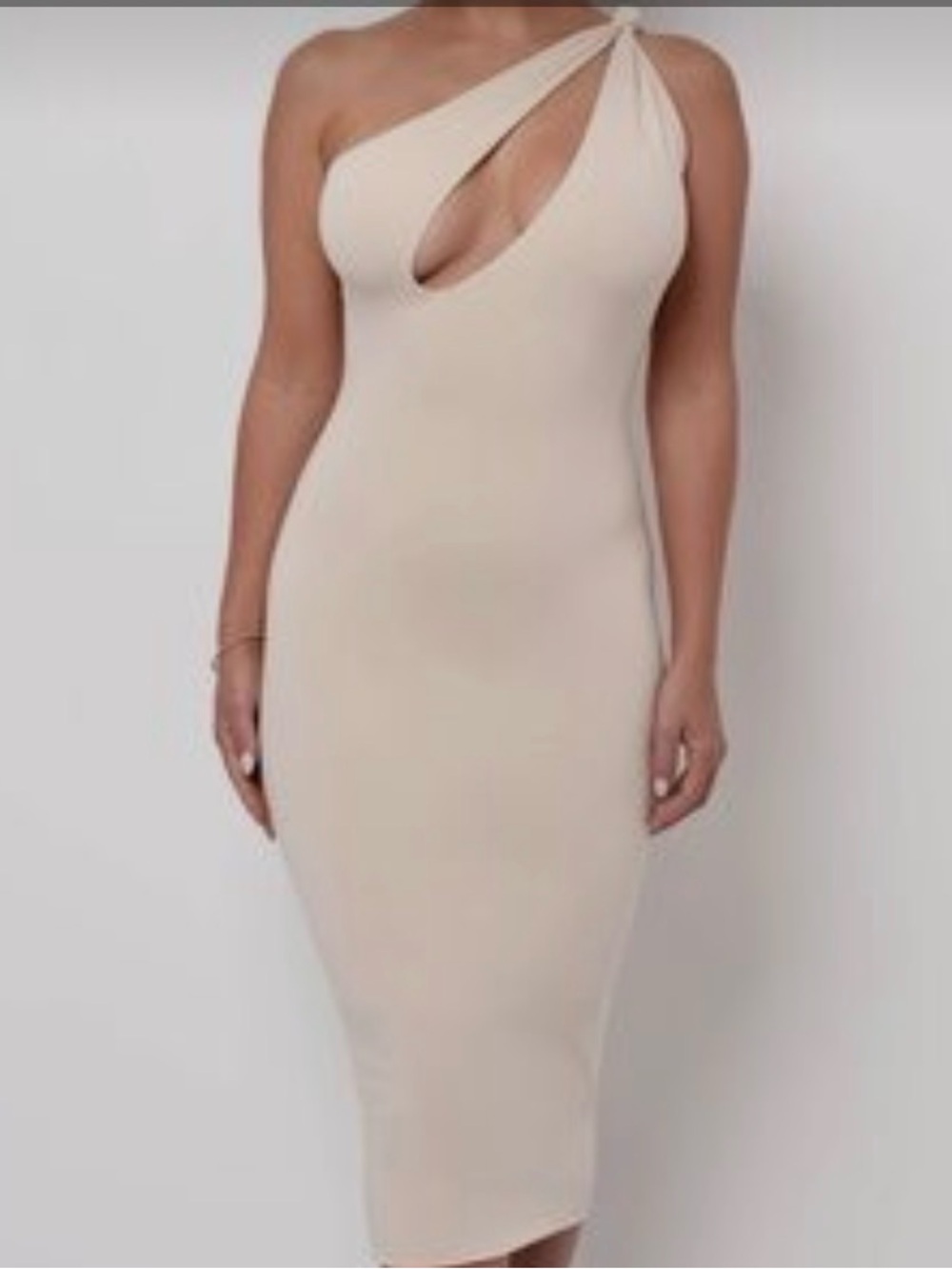 One-Shoulder Cutout Maxi Dress in Light Cream - Picture 3 of 3